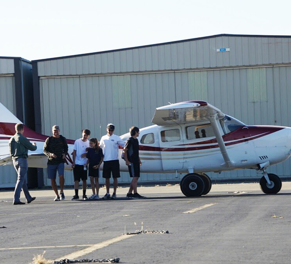 Cessna T210 Side View